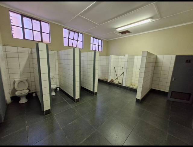 1,200M² FACTORY TO LET IN JET PARK